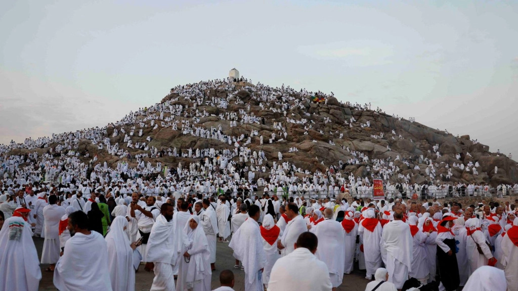 2024-06-15t090737z-953939996-rc2gb8alfunf-rtrmadp-3-saudi-haj.jpg