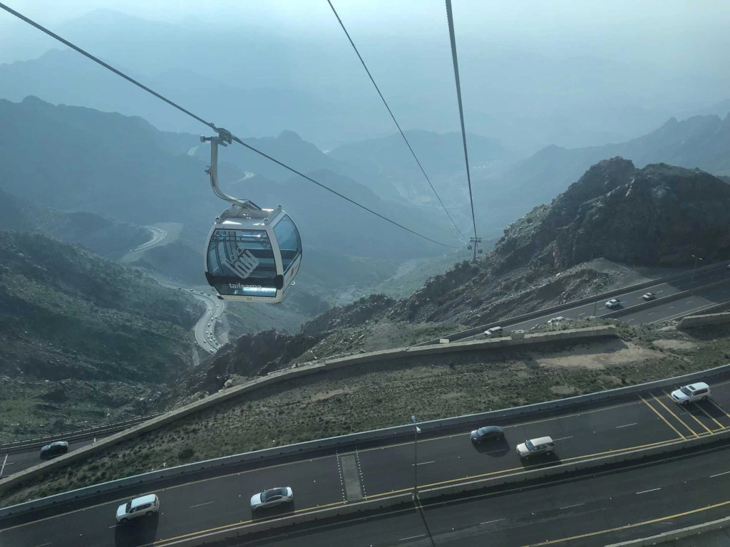 102-taif-cable-cars-telefric-al-hada-taif-makkah.jpg