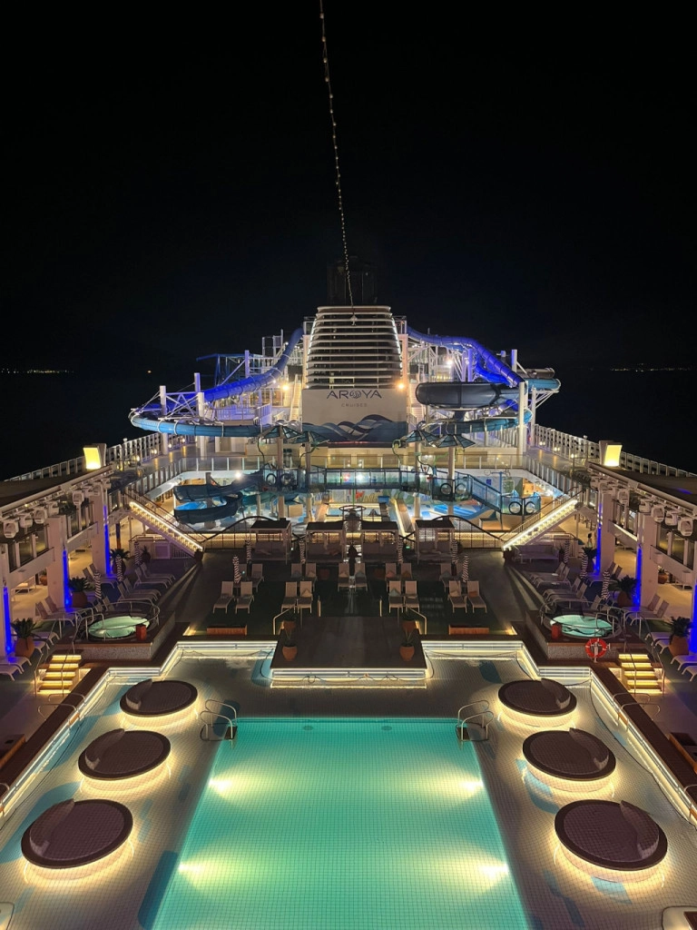 Aroya-Cruise-–-The-New-Queen-of-the-Sea-by-Saudi-Cruise-2.jpg