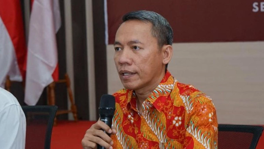 ketua-komnas-haji-mustolih-siradj_169-2.jpeg