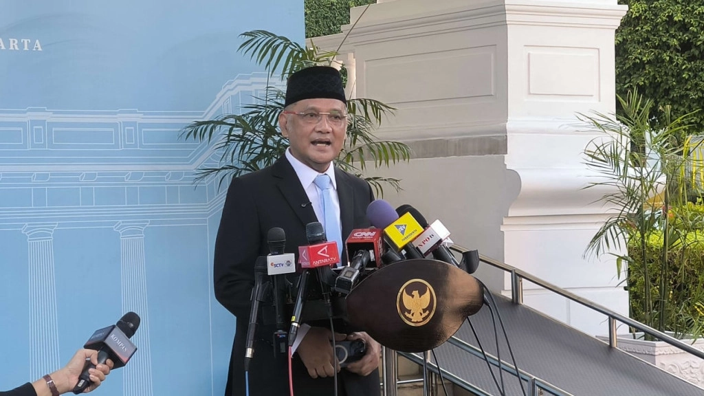 68beb9cc79fc0-menteri-haji-mochamad-irfan-yusuf-atau-gus-irfan_1265_711.jpg
