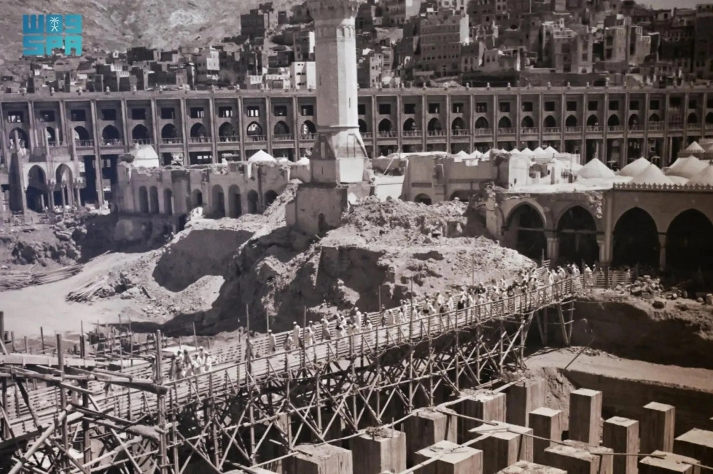 WhatsApp Image 2025-11-11 at 10.10.52-5.jpeg